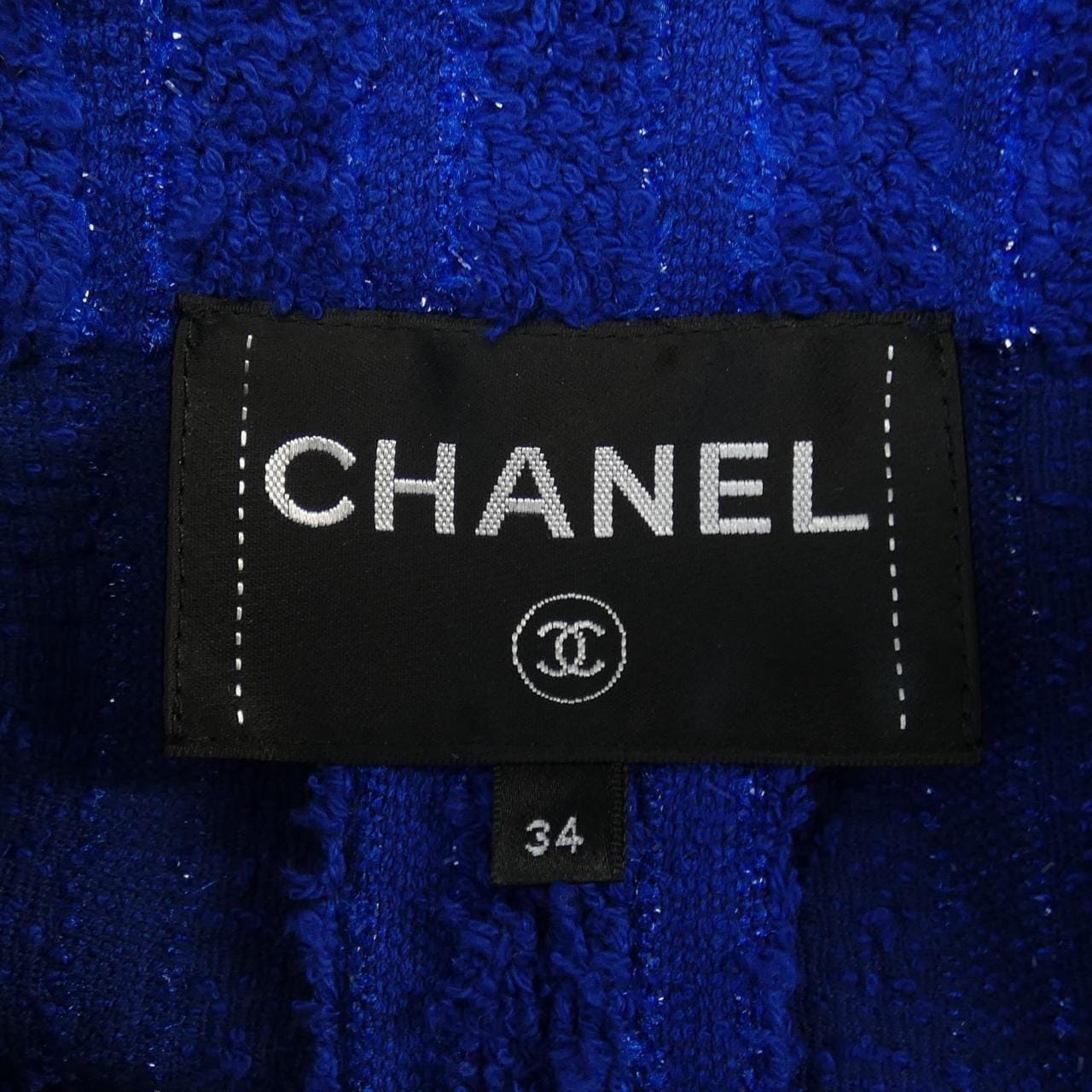 CHANEL P60319V46008 Coat