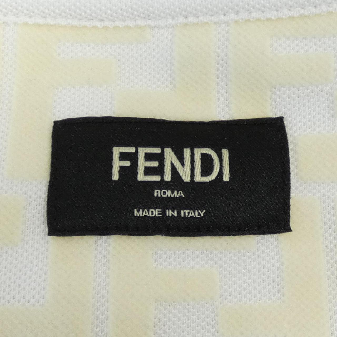 フェンディ FENDI Tシャツ