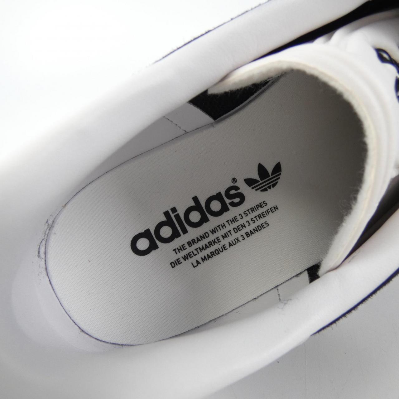 阿迪達斯ADIDAS運動鞋