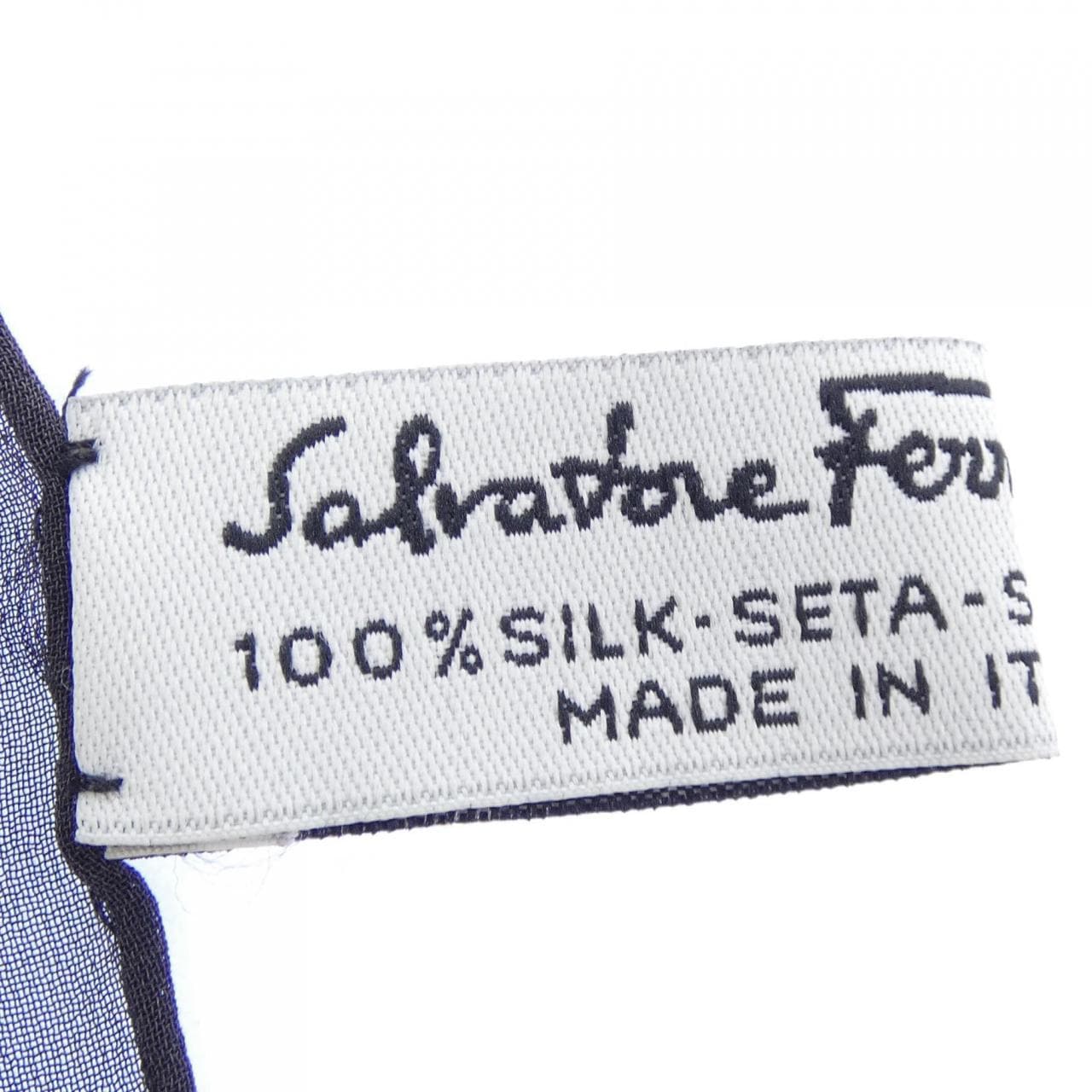 サルヴァトーレフェラガモ SALVATORE FERRAGAMO STOLE