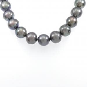 black butterfly pearl necklace