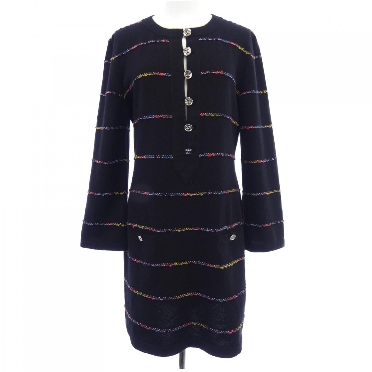 シャネル CHANEL METIERS D'ART P75372K10818 23A ワンピース