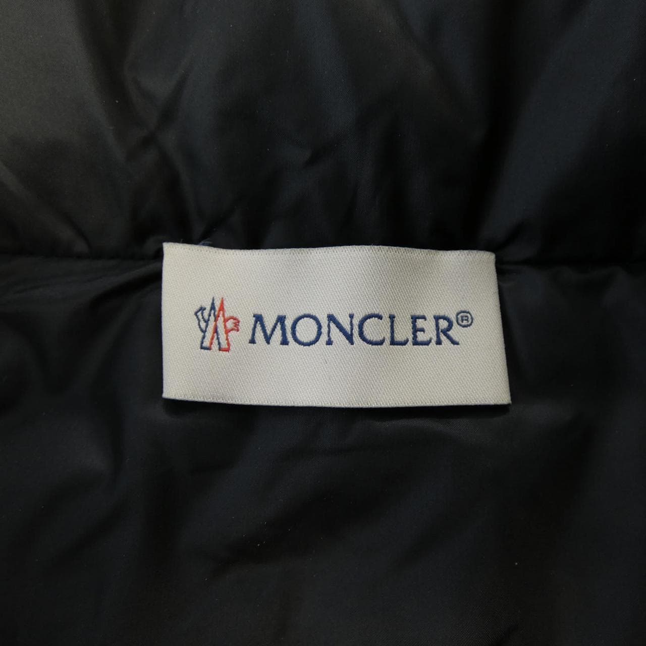 モンクレール MONCLER 20939B51100 ダウンジャケット