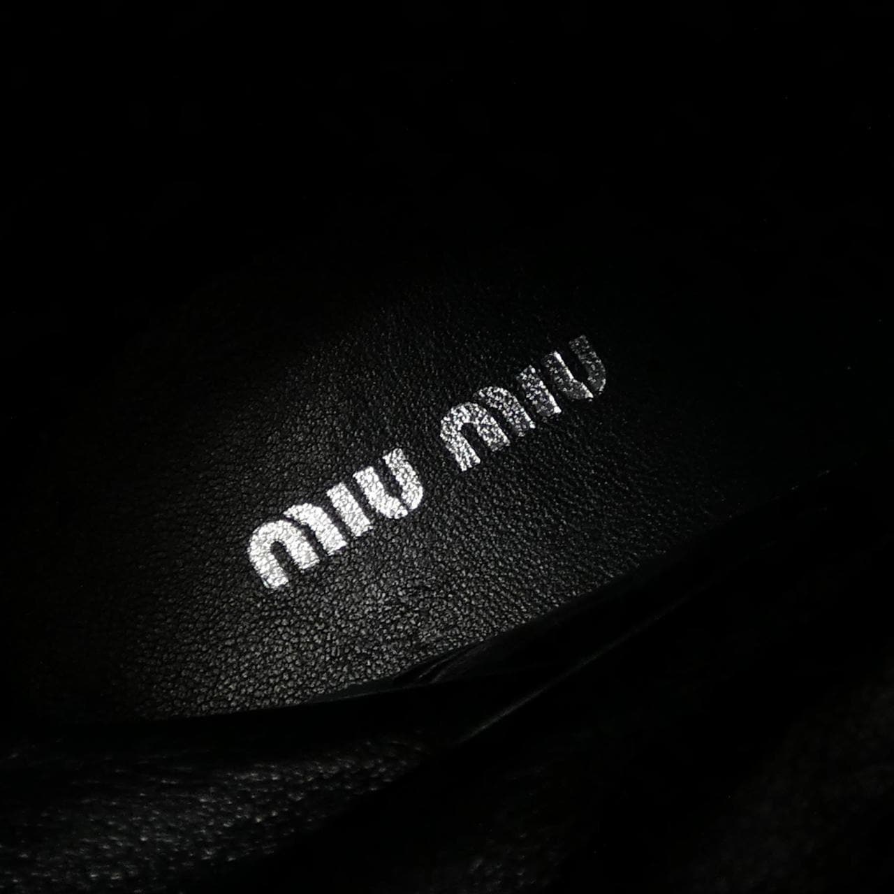 ミュウミュウ MIU MIU ブーツ