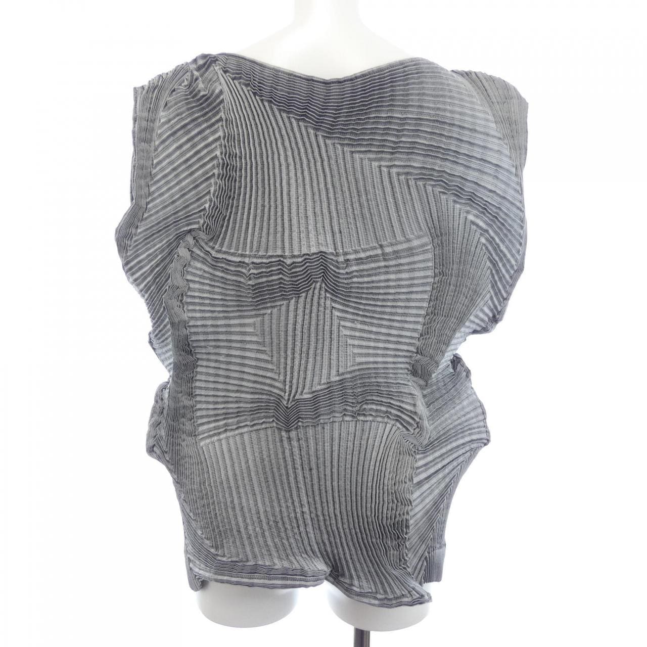 イッセイミヤケ ISSEY MIYAKE IM93FJ029 トップス