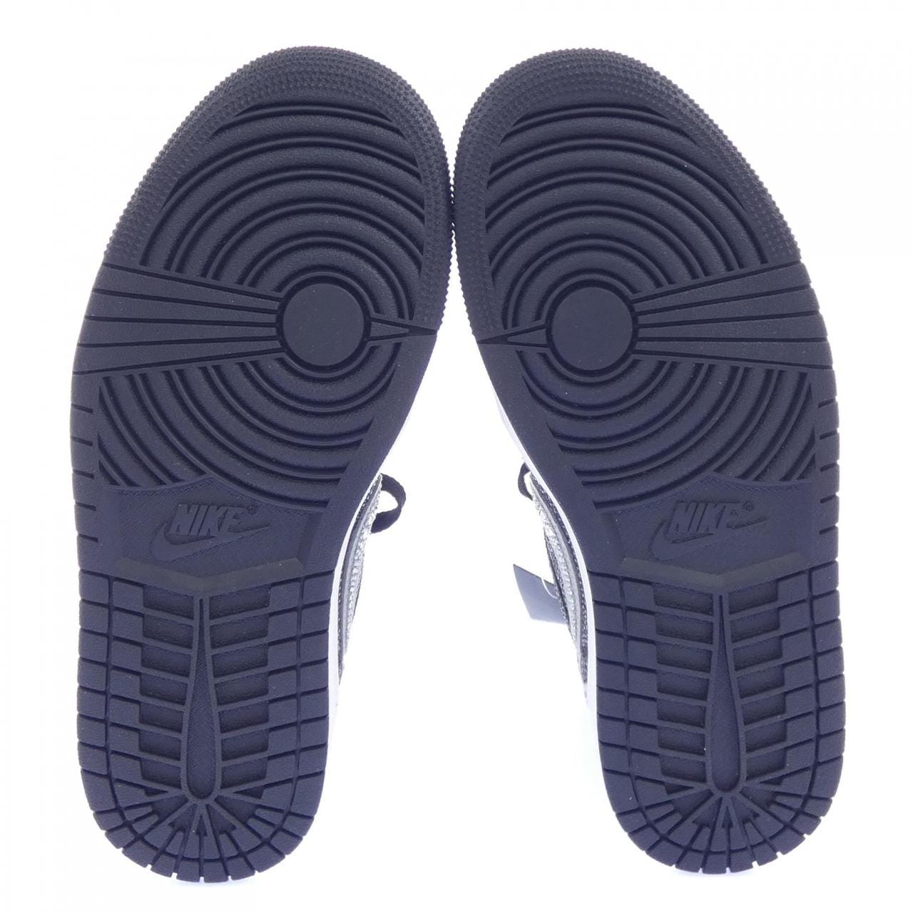 ナイキ NIKE HM9208 001 スニーカー