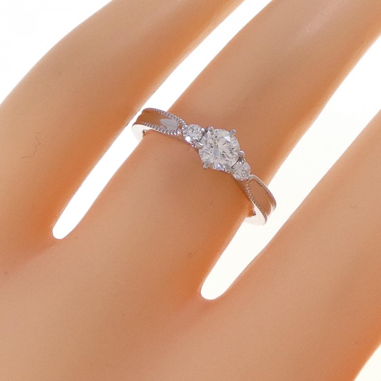 PT900 ダイヤモンド リング 0.321CT D VVS1 3EXT H＆C