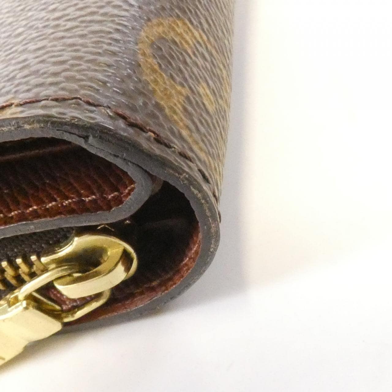 ルイヴィトン モノグラム コンパクト ジップ M61667 財布