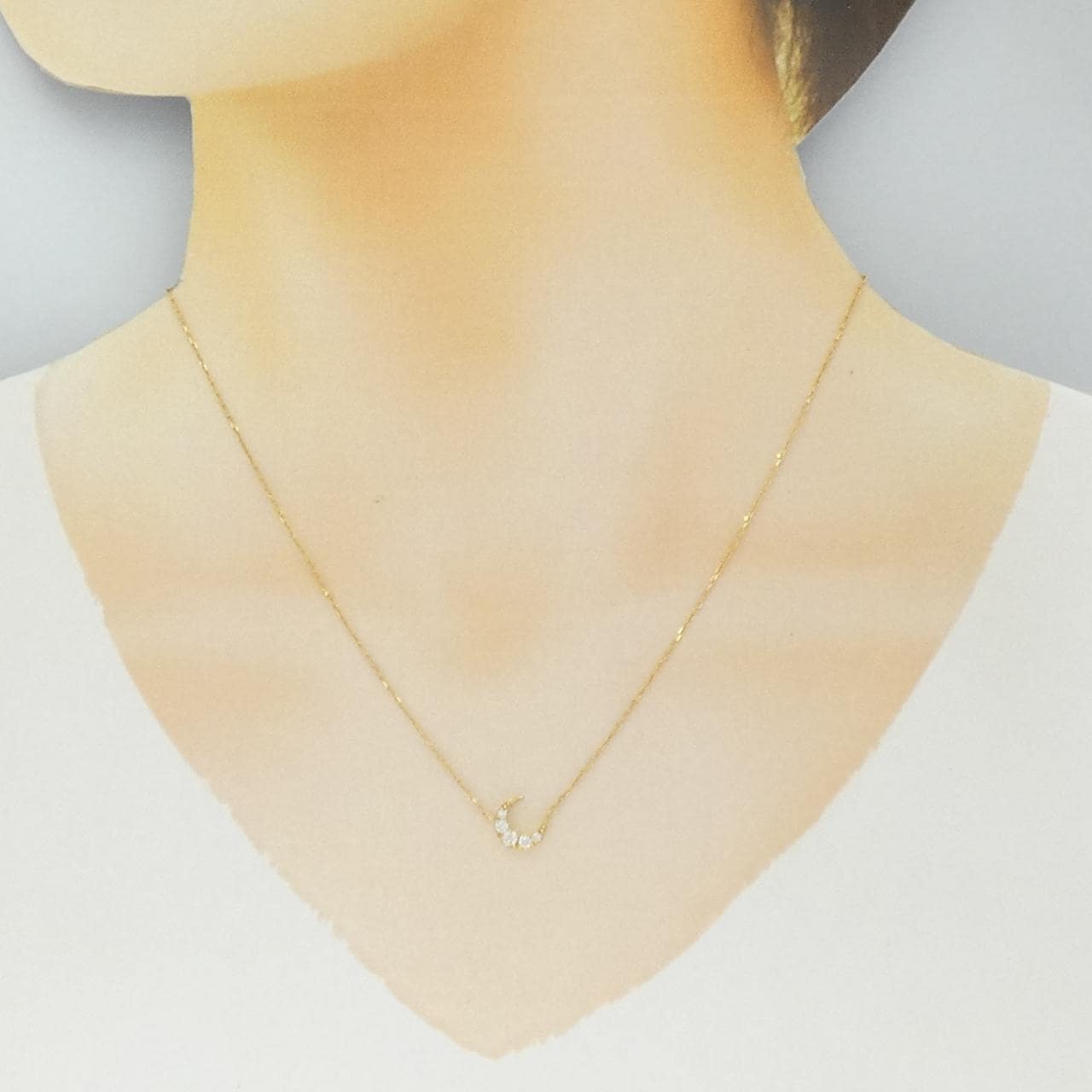 K18YG Moon Diamond Necklace 0.15CT