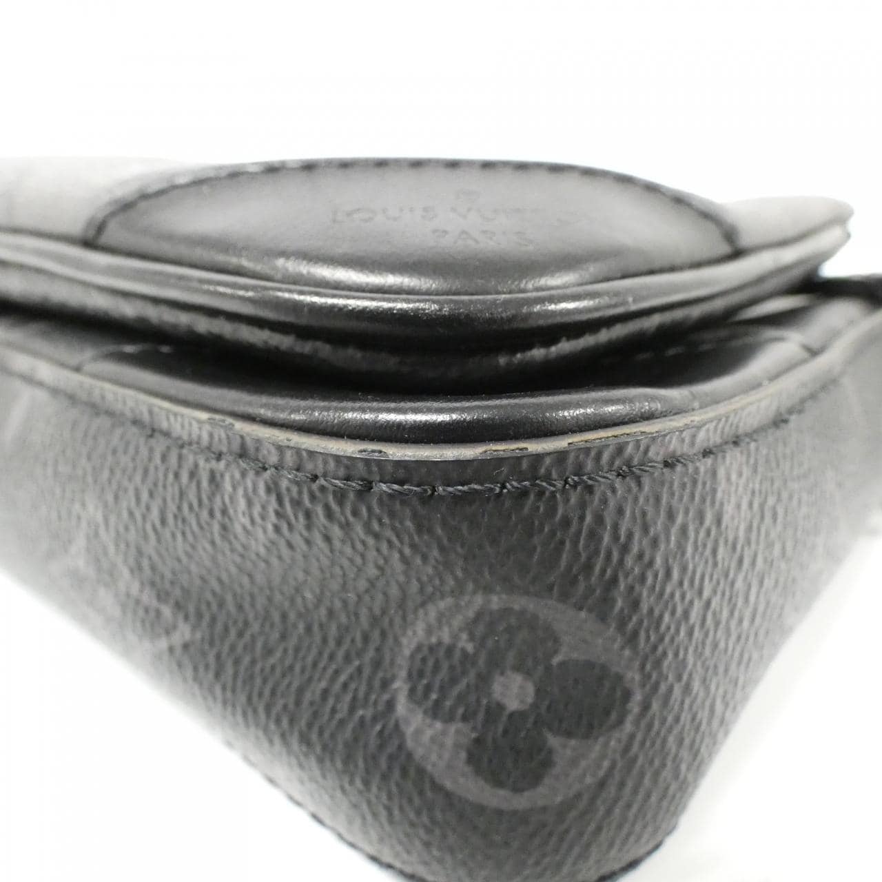 LOUIS VUITTON Monogram Eclipse Reverse Trio 邮差包 M69443 单肩包