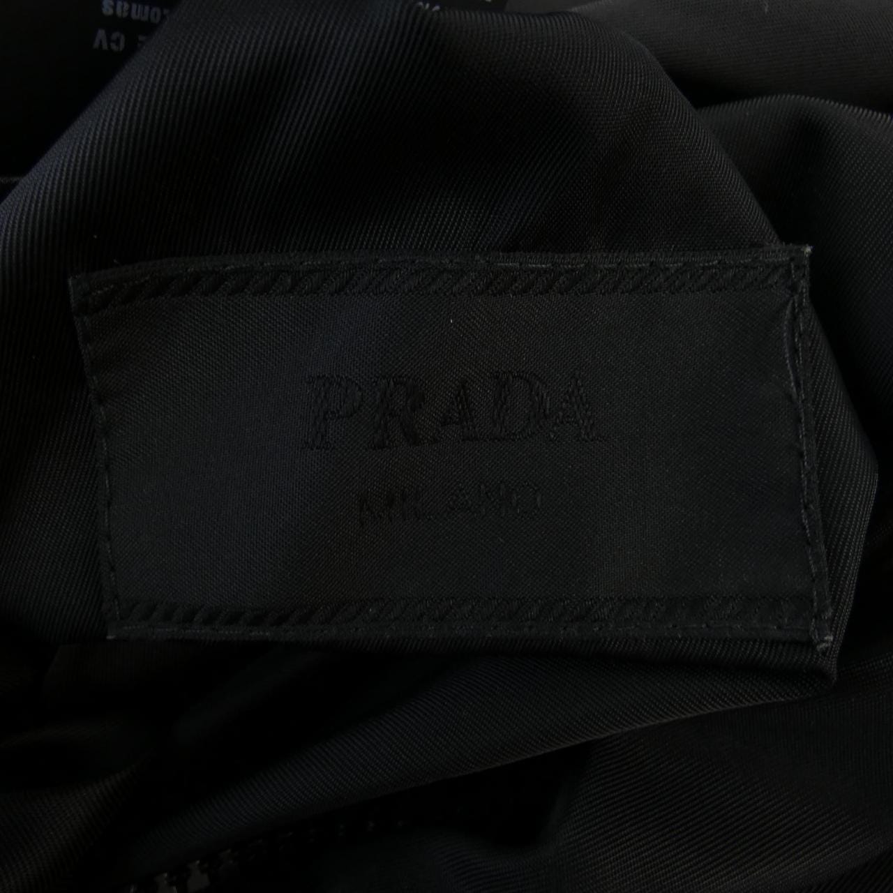 プラダ PRADA ダウンジャケット