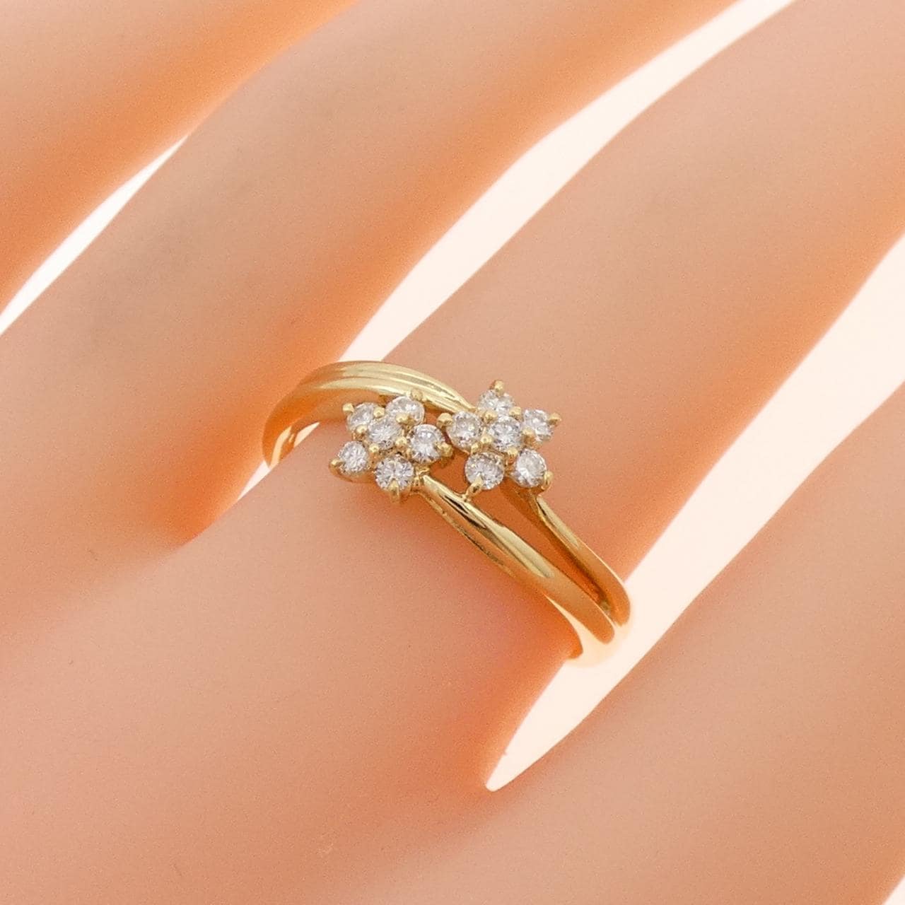 K18YG フラワー ダイヤモンド リング 0.30CT