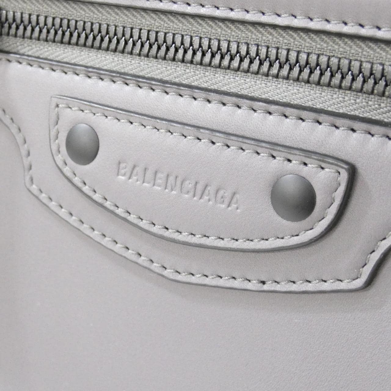 バレンシアガ ネオ クラシック シティ S 638521 11R17 バッグ