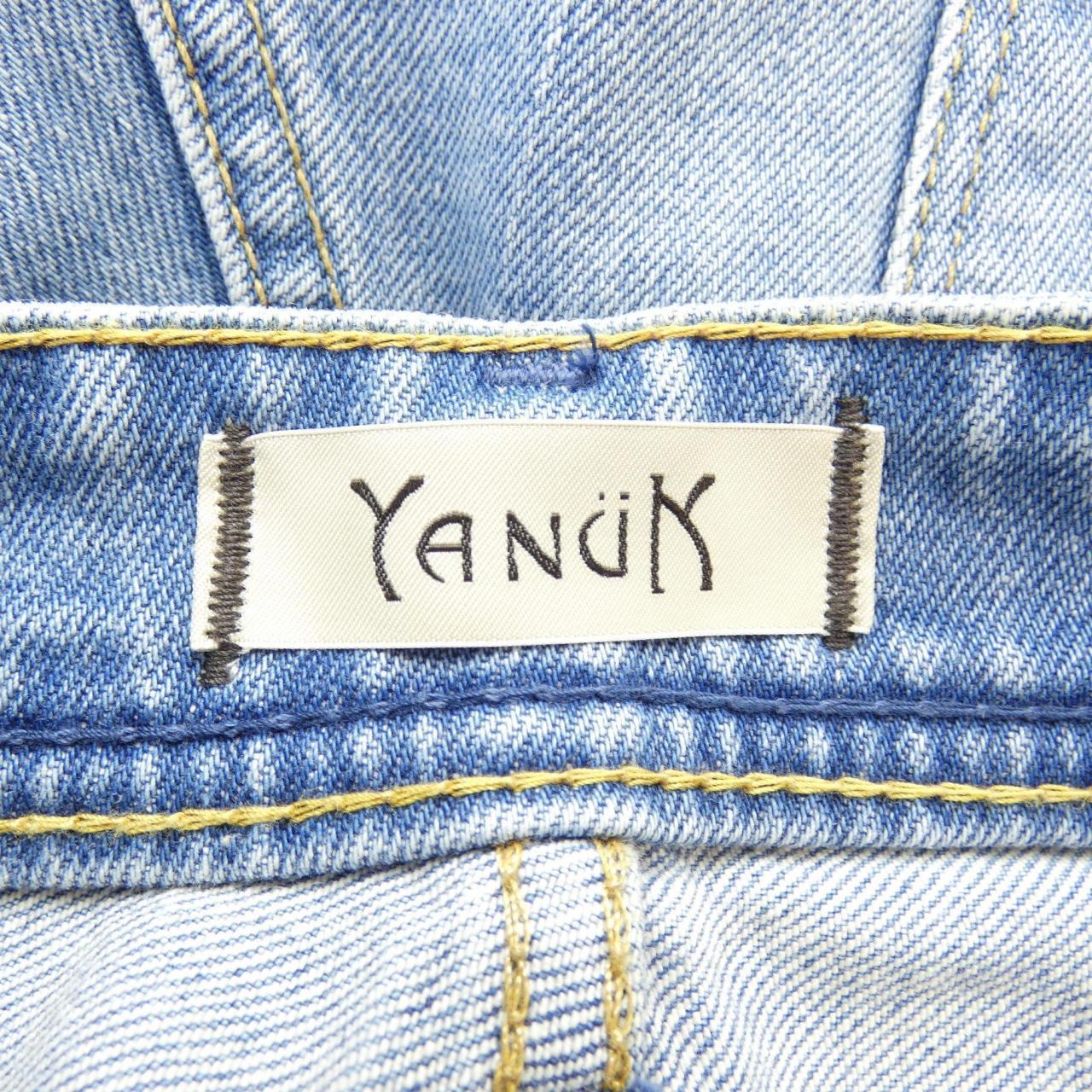 ヤヌーク YANUK ジーンズ