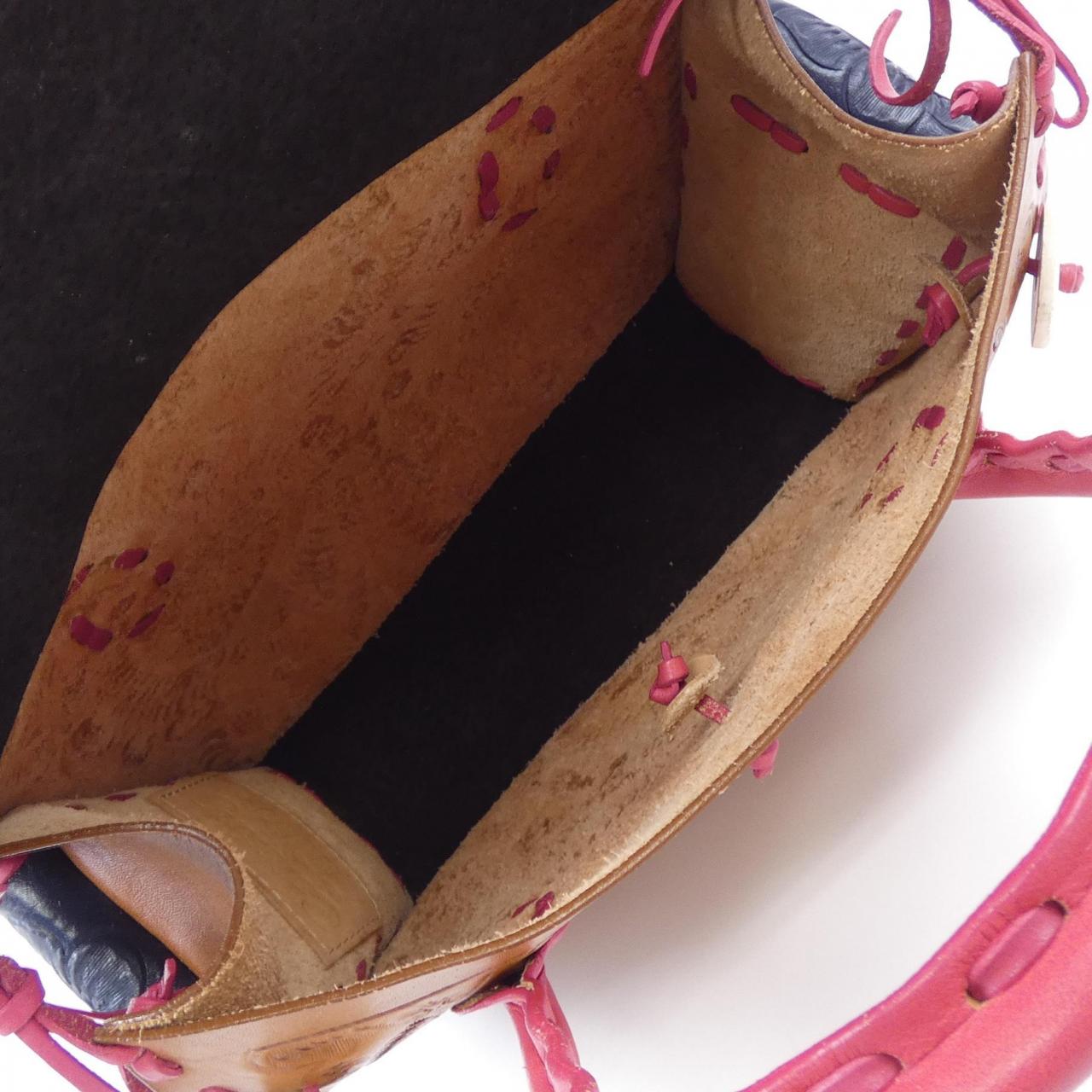カービングトライブス Carving Tribes BAG