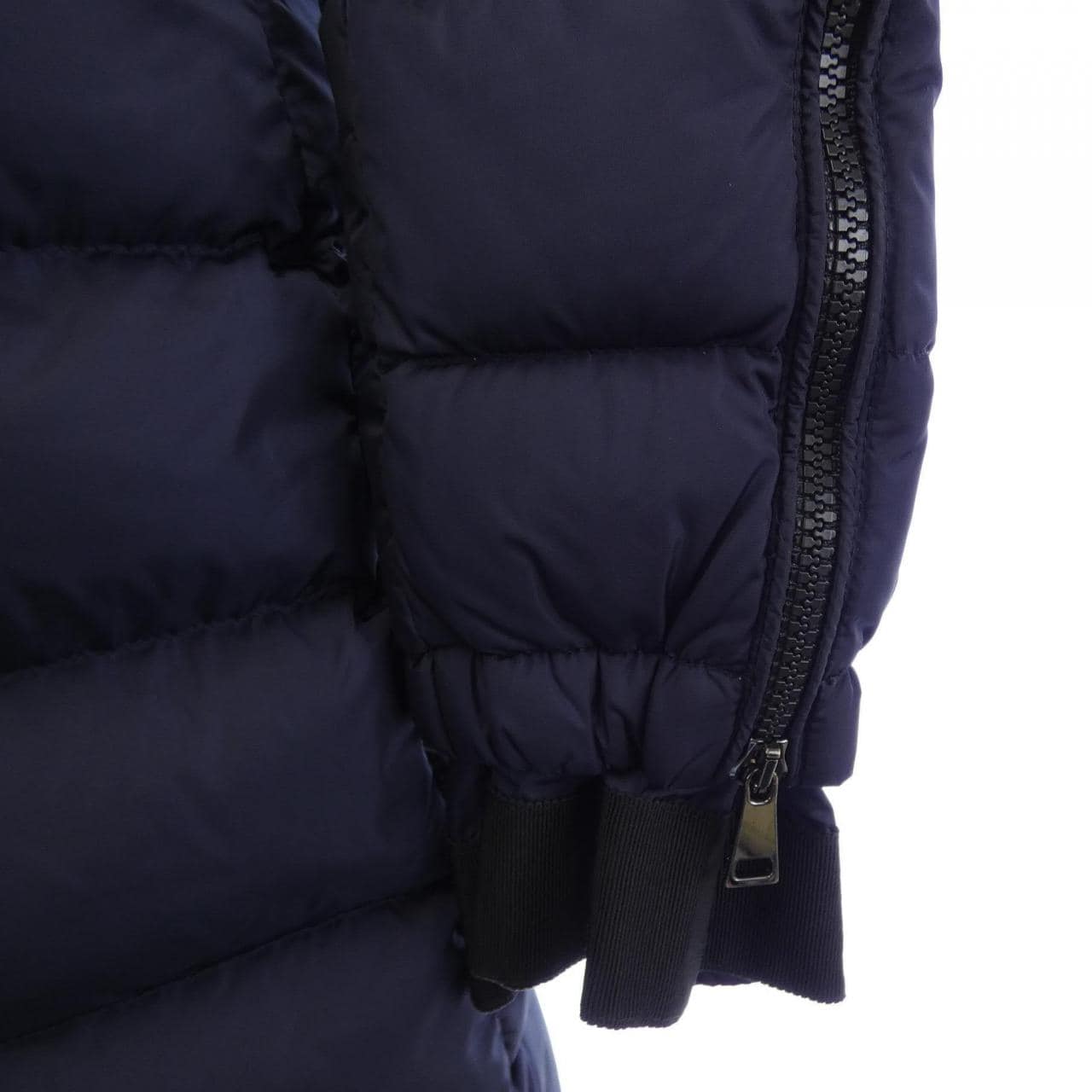 モンクレール MONCLER BETULONG ダウンコート