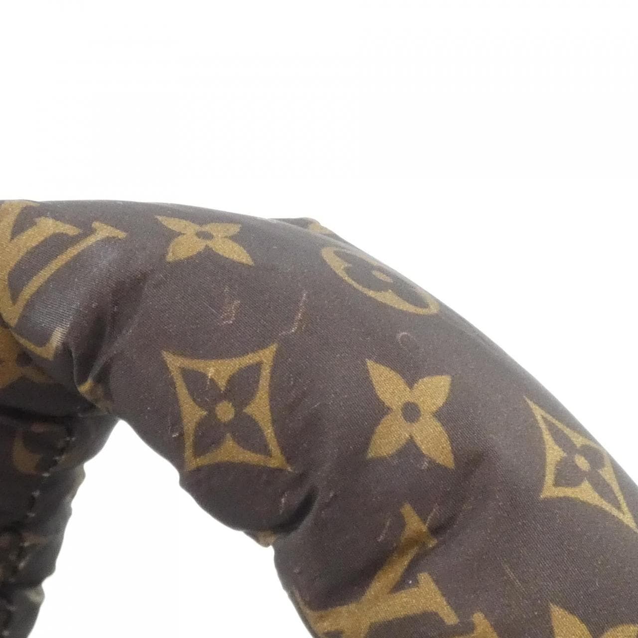 ルイヴィトン モノグラム(LVピロー) オンザゴー GM M59005 バッグ