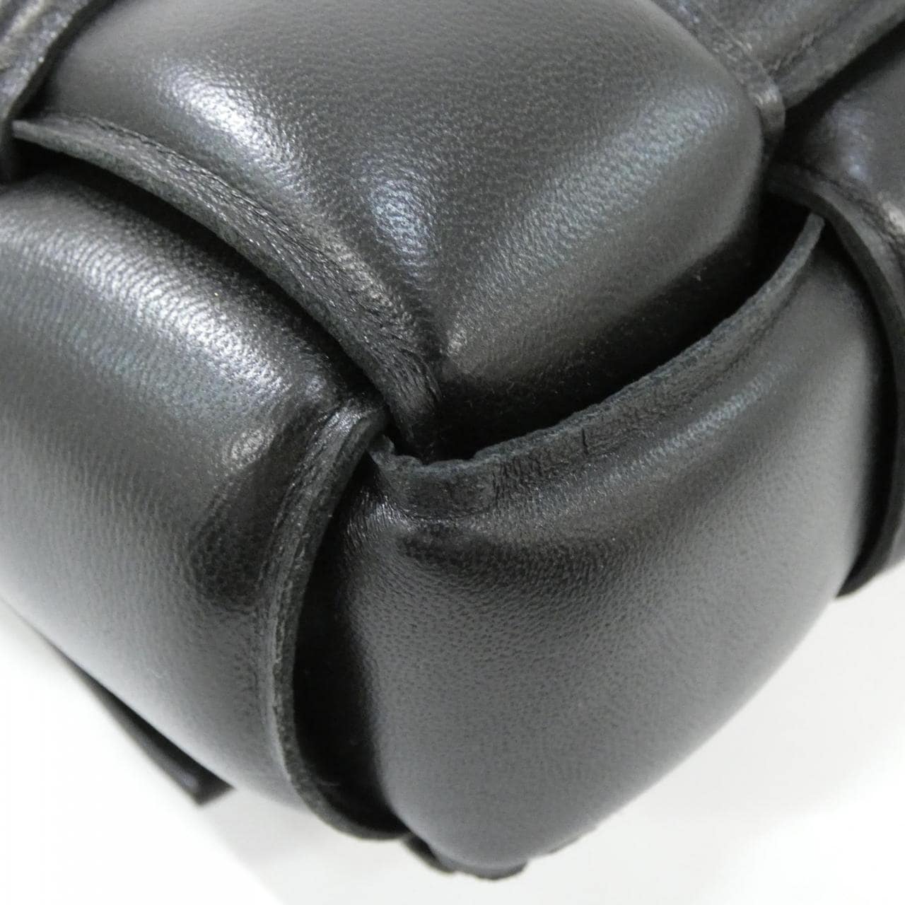 ボッテガヴェネタ 591970 VCQR1 ショルダーバッグ