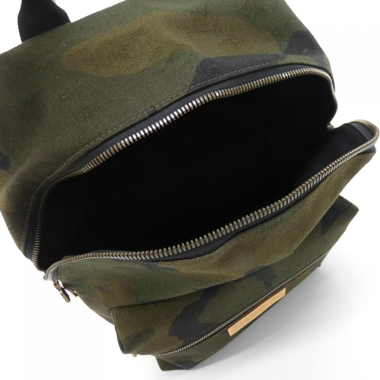 ルイヴィトン (SUPREME) アポロ バックパック M44200 リュックサック