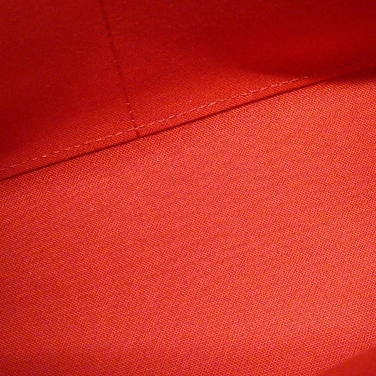 ルイヴィトン モノグラム ジャイアント オンザゴー PM M46373 バッグ