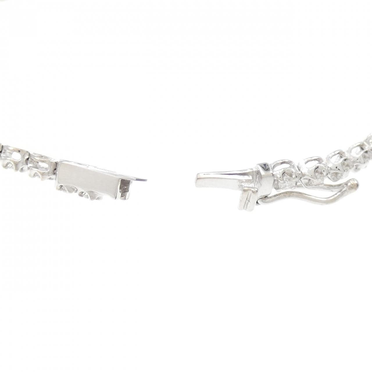 K18WG Diamond bracelet 1.0CT