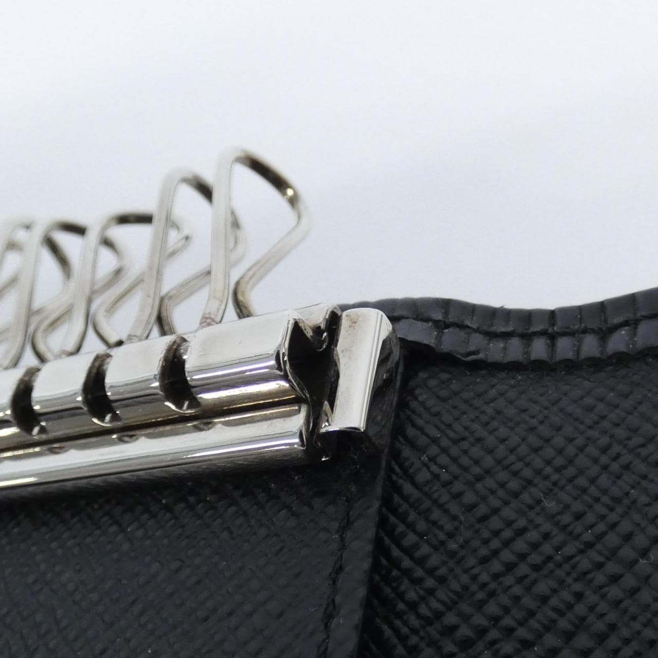 ルイヴィトン エピ ミュルティクレ M63812 キーケース