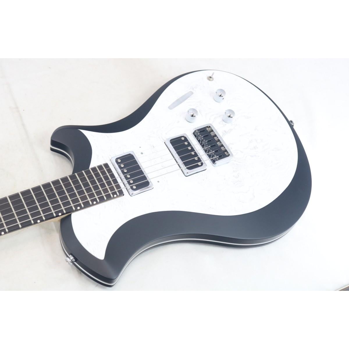 ＲＥＬＩＳＨ　ＧＵＩＴＡＲＳ　ＭＡＲＹ　Ａ　ＯＮＥ