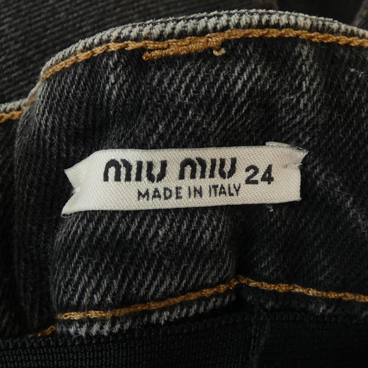 ミュウミュウ MIU MIU MIU MIU ロゴ GWP329 XFU ジーンズ