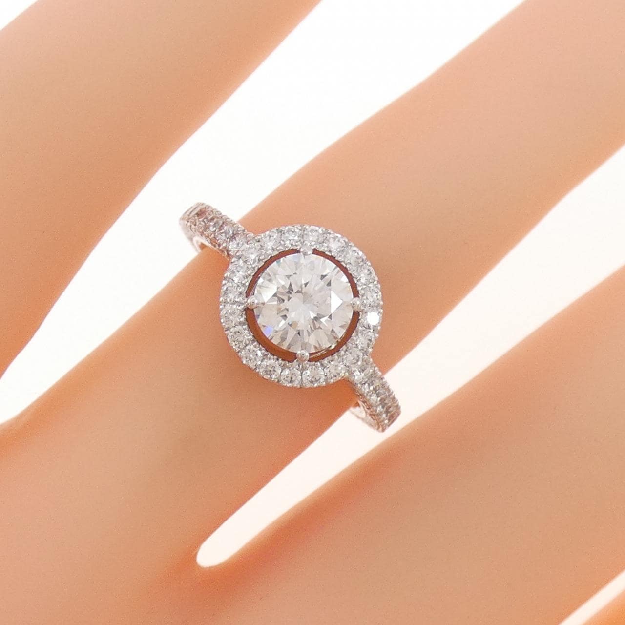 グラフ ダイヤモンド リング 0.70CT F VS1 3EXT