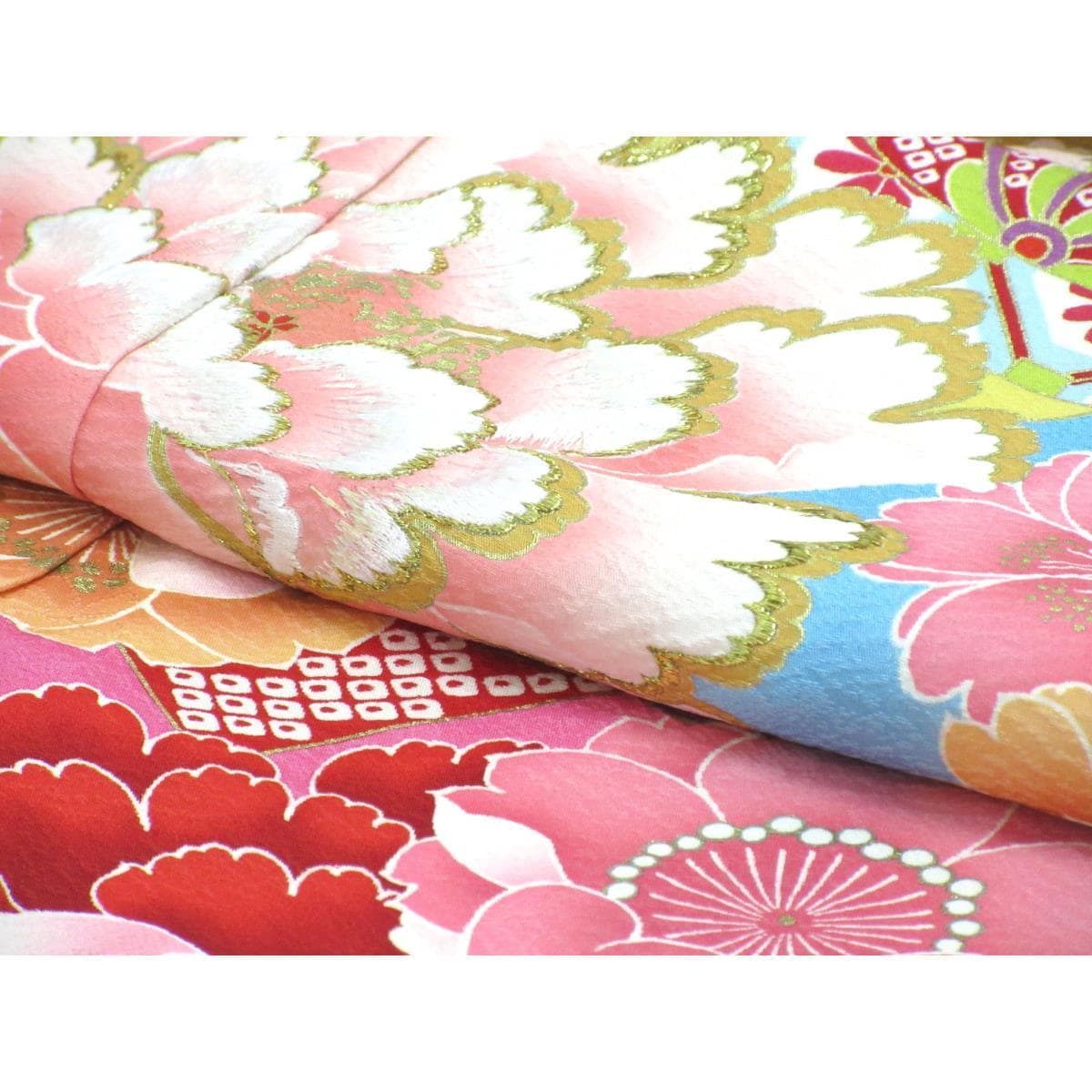 Furisode Yuzen gold color processing with embroidery