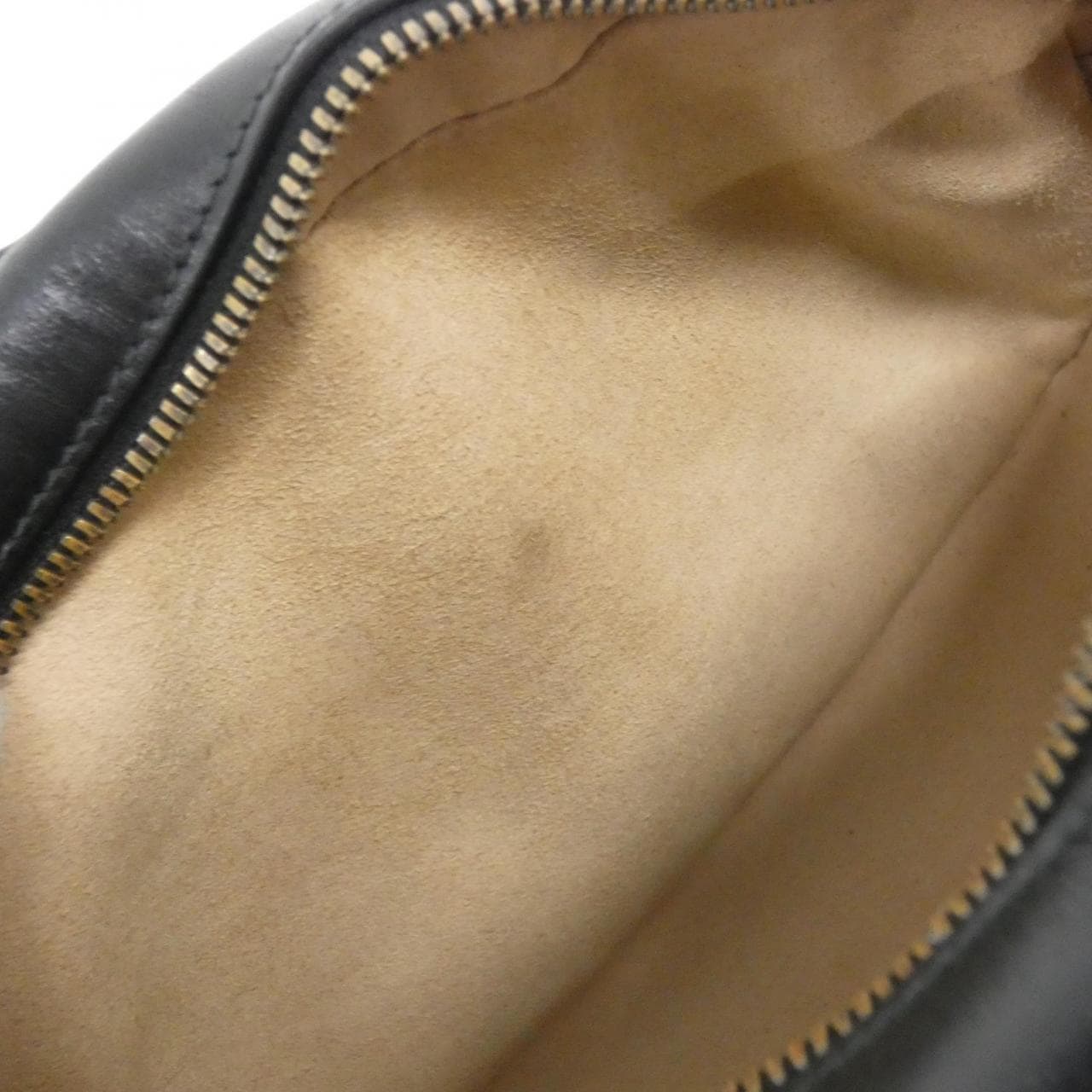 グッチ GG MARMONT 447632 DTD1T ショルダーバッグ