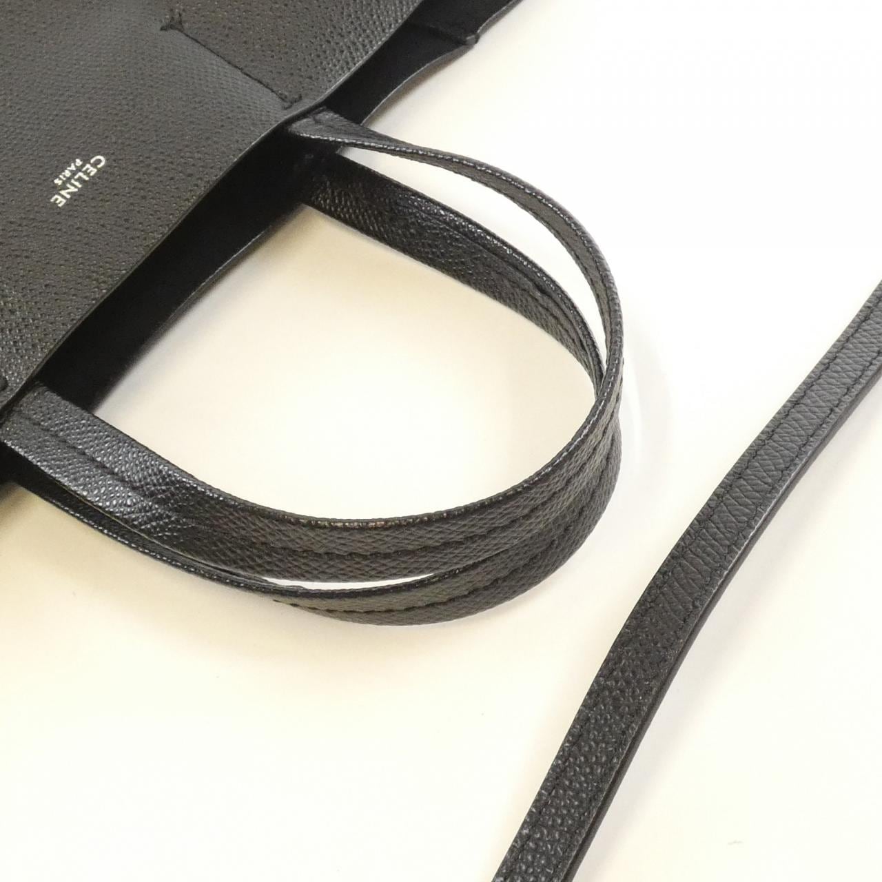 セリーヌ バーティカル カバ スモール 189813XBA バッグ