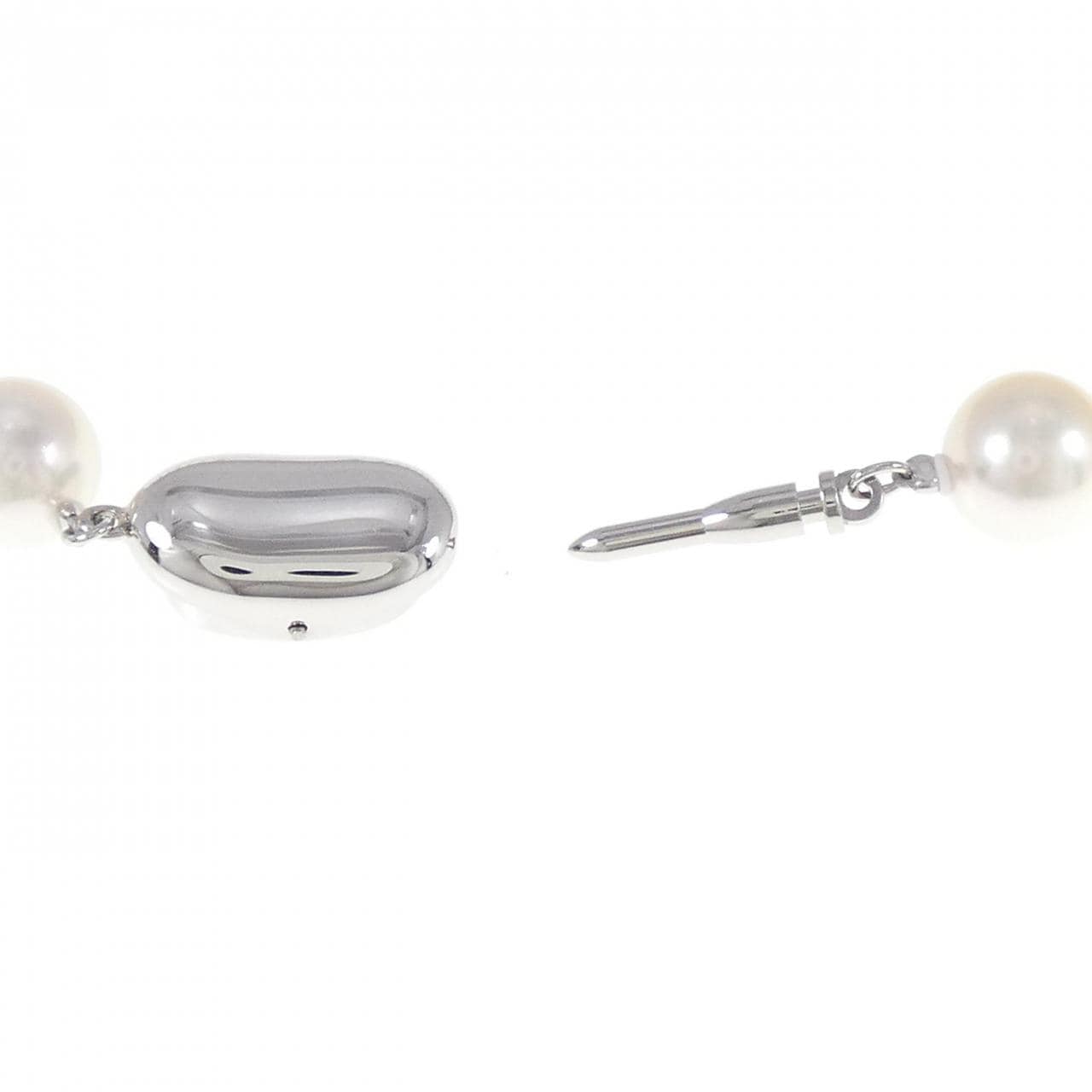 [BRAND NEW] Silver Clasp Akoya Pearl Necklace 8.5-9mm