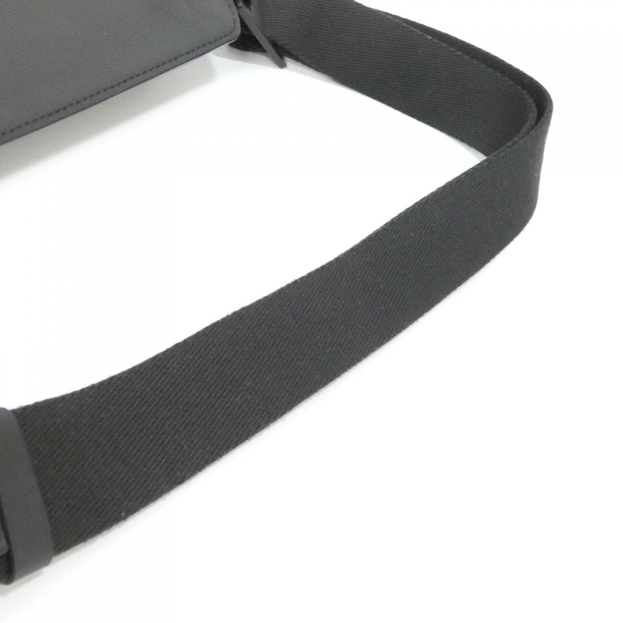 ルイヴィトン LVアエログラム テイクオフ スリング M57081 ショルダーバッグ