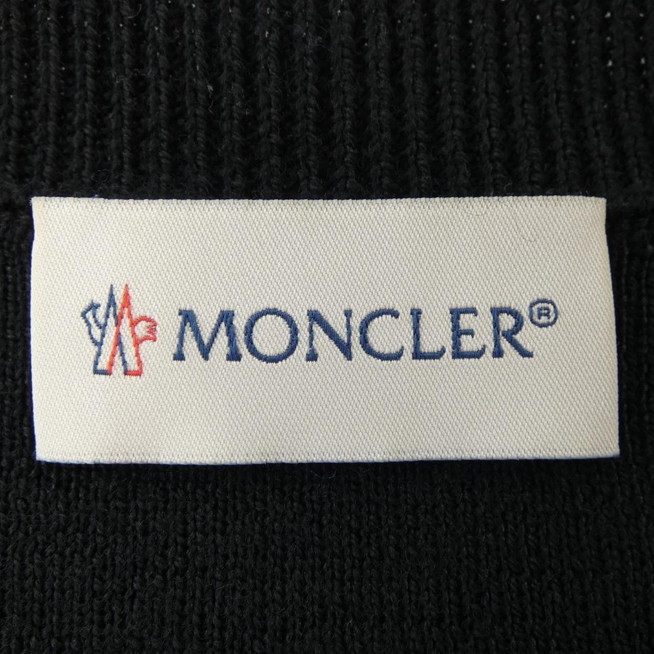 モンクレール MONCLER K20939B51000 ダウンジャケット