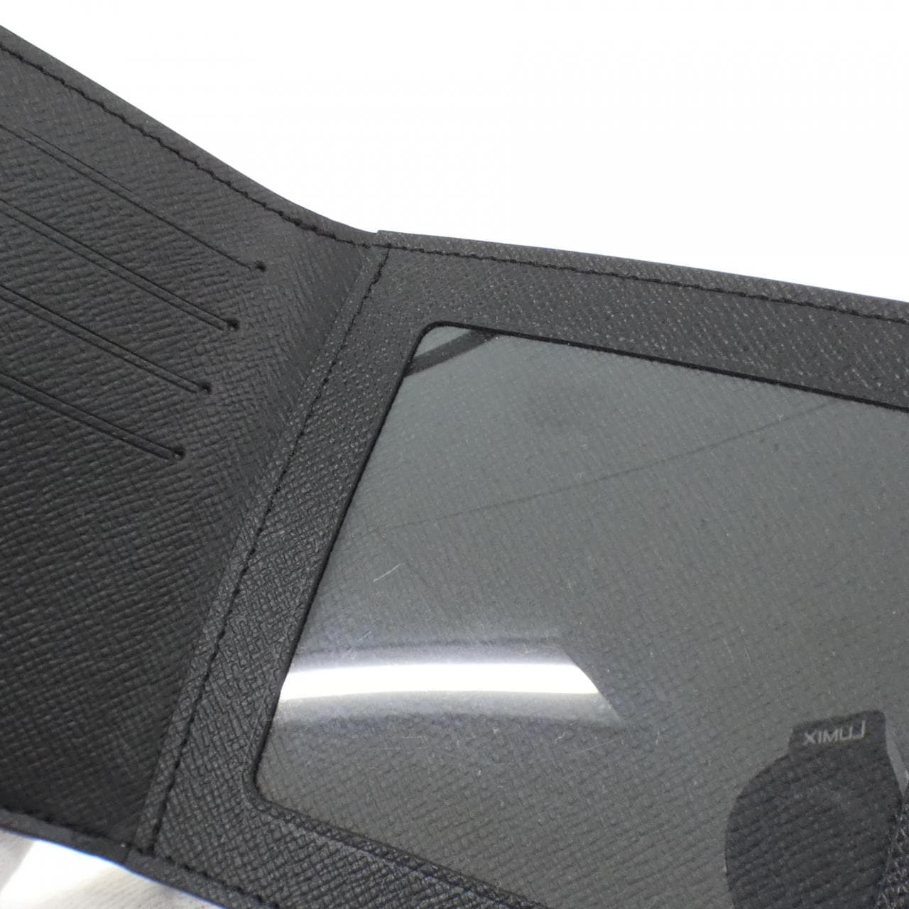 LOUIS VUITTON Taiga Portefeuil Amerigo M62045 Wallet