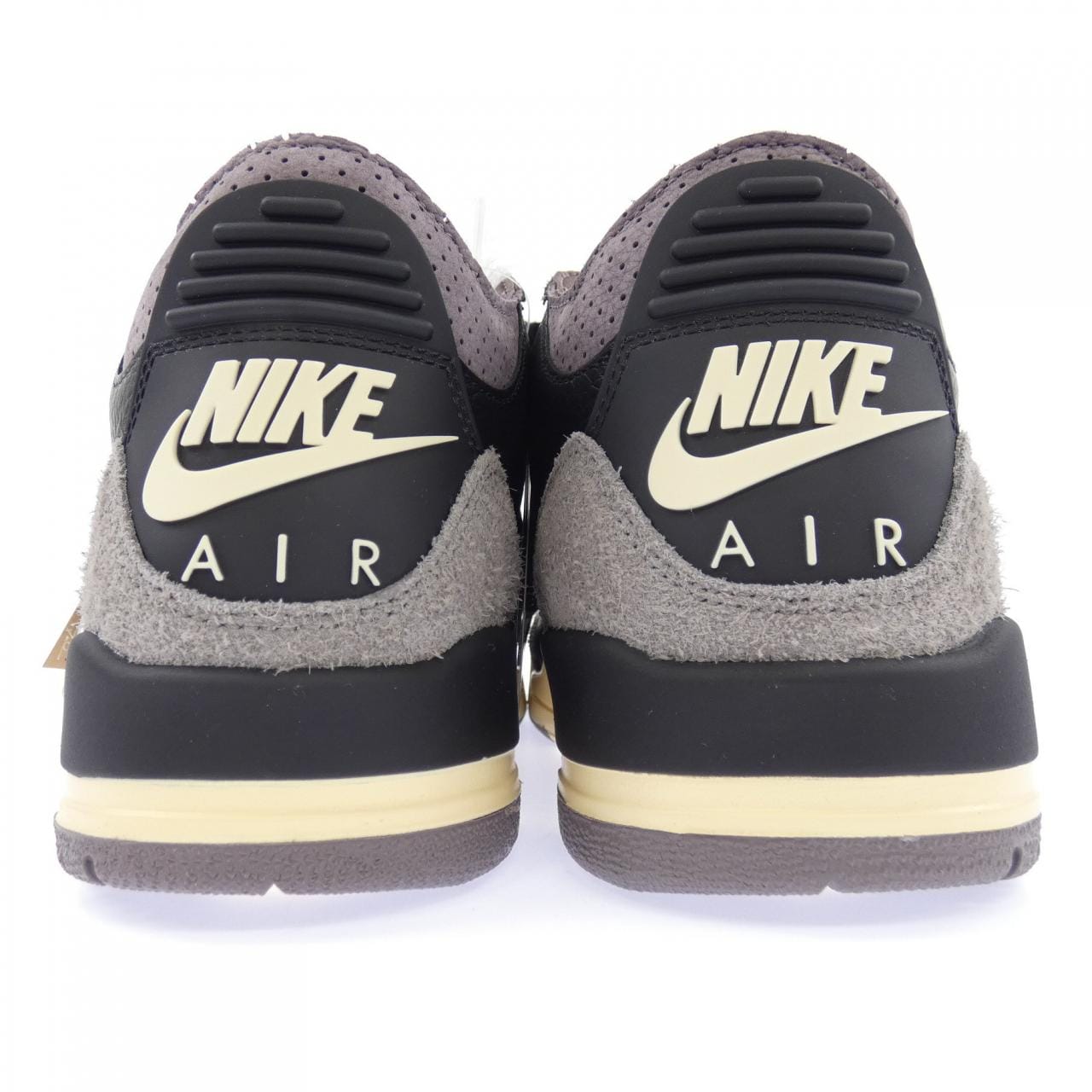 ナイキ ジョーダン NIKE JORDAN FZ4811-001 スニーカー