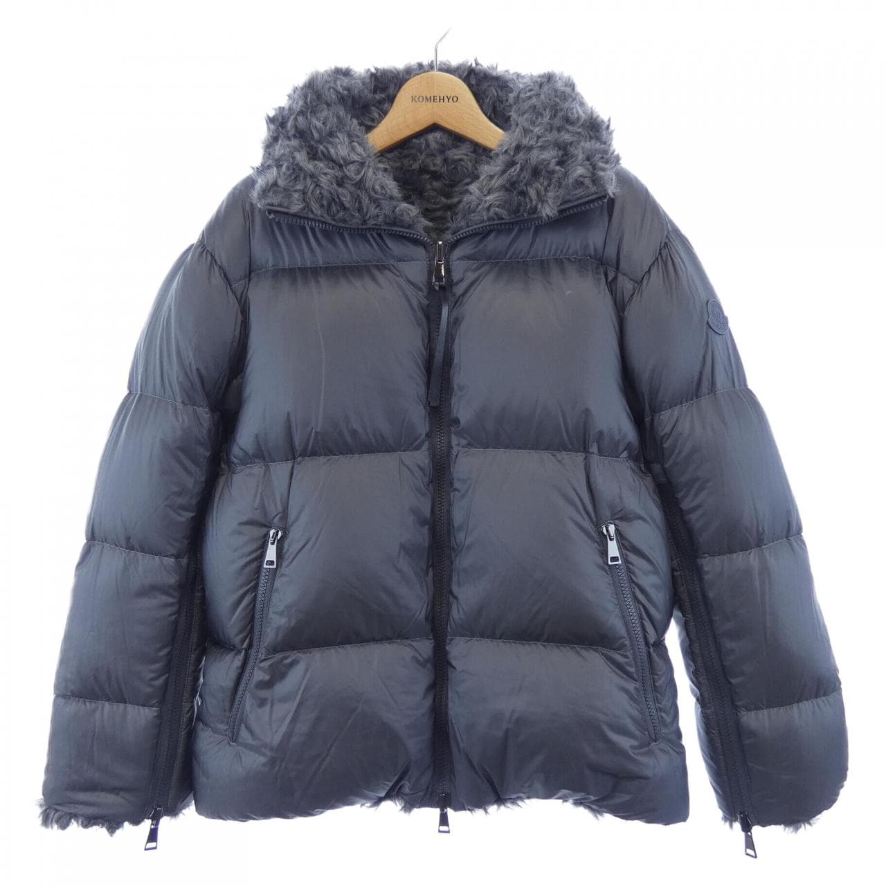 モンクレール MONCLER GOURNAVA ダウンジャケット