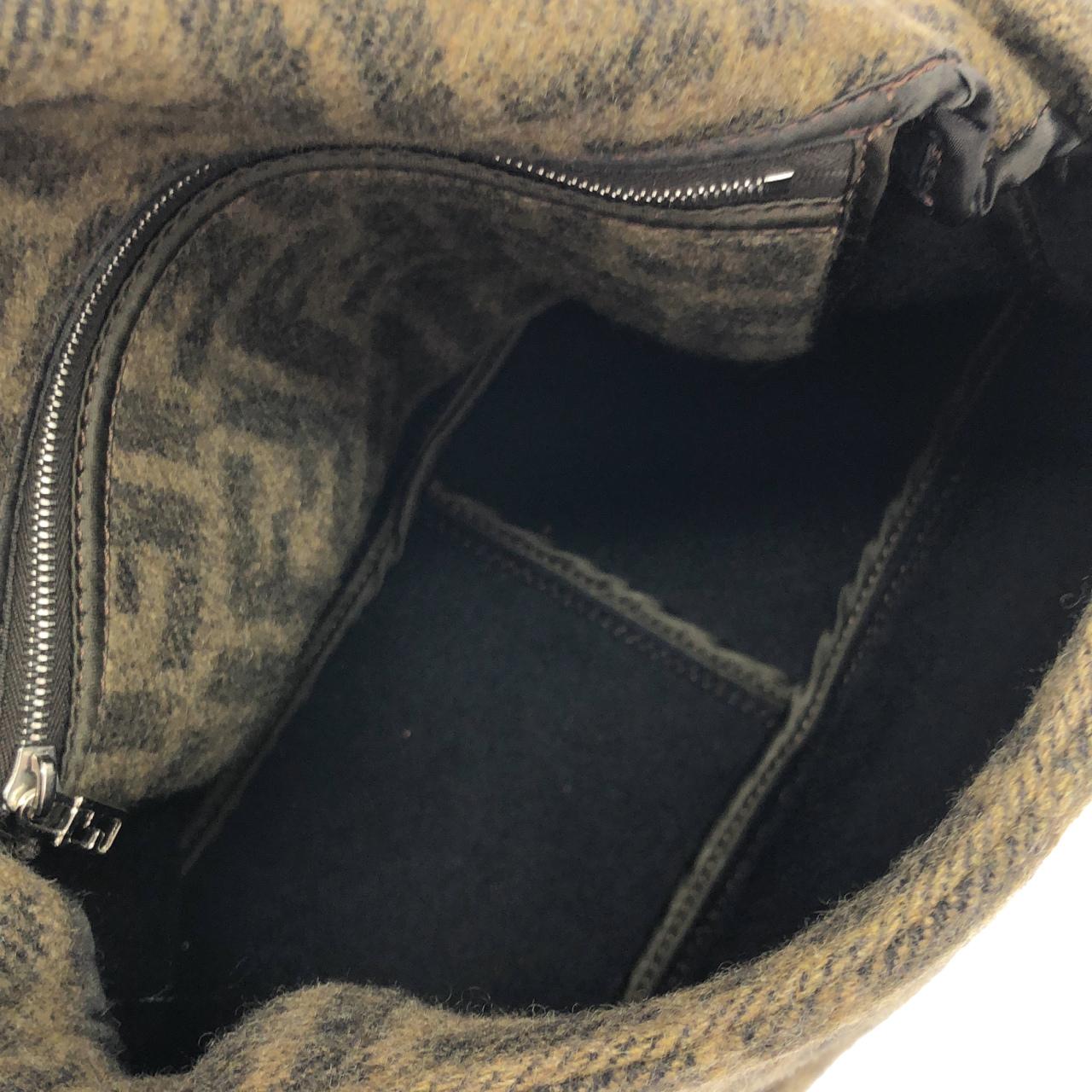 【ヴィンテージ】フェンディ マンマ バゲット 26325 ショルダーバッグ