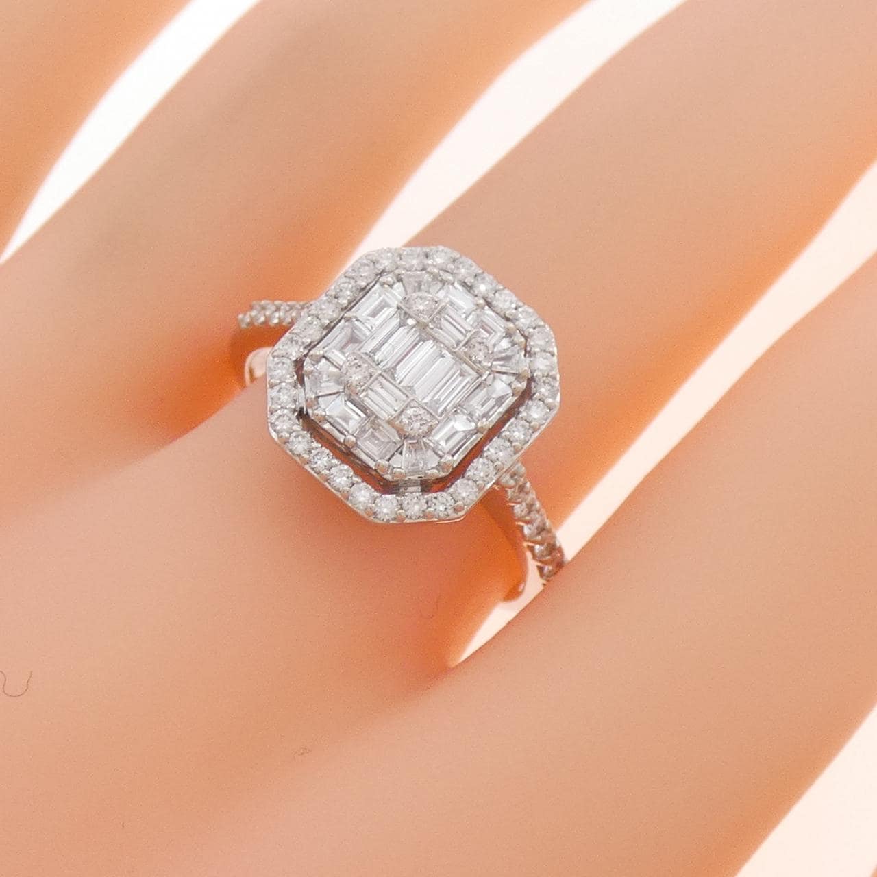 750WG ダイヤモンド リング 0.85CT