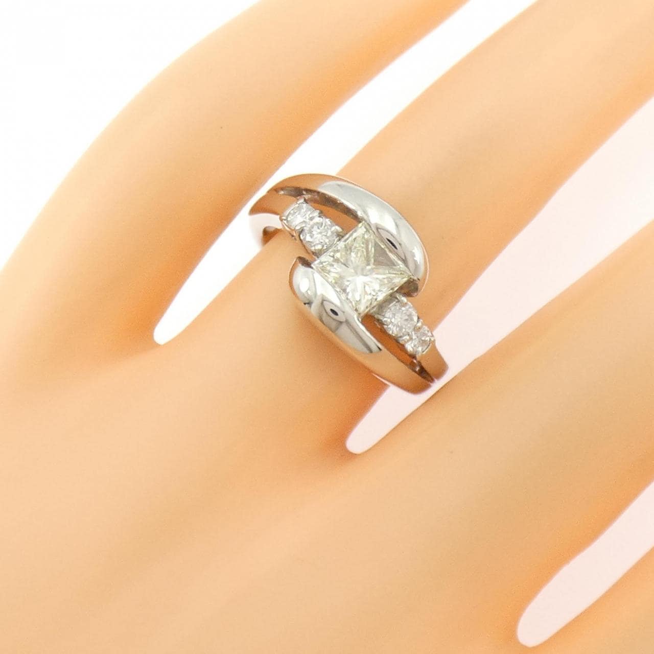 PT900 ダイヤモンド リング 1.005CT