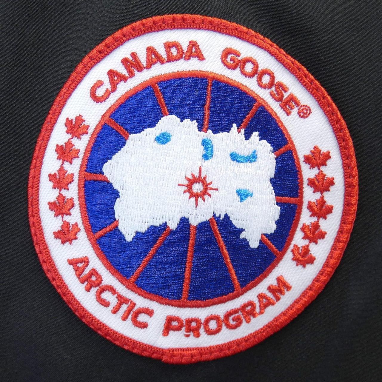 カナダグース CANADA GOOSE ダウンコート