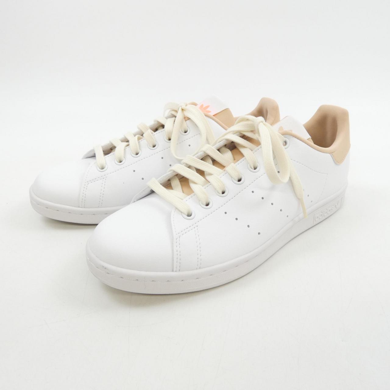 アディダス ADIDAS スニーカー