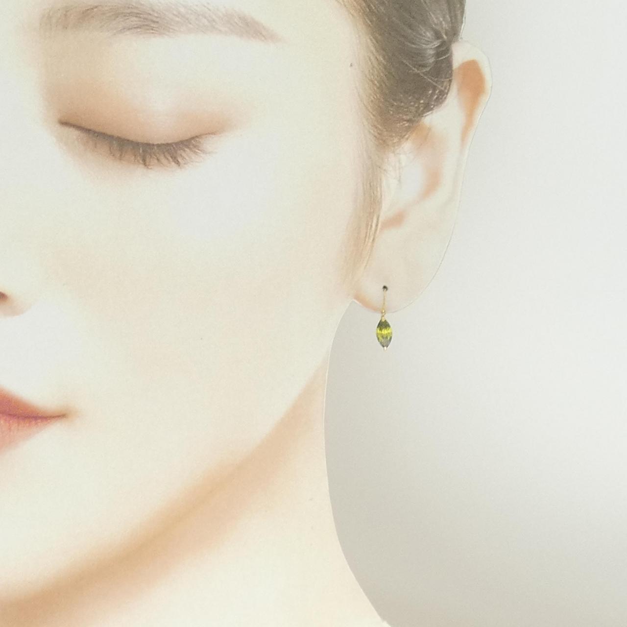 K18YG キュービック ピアス