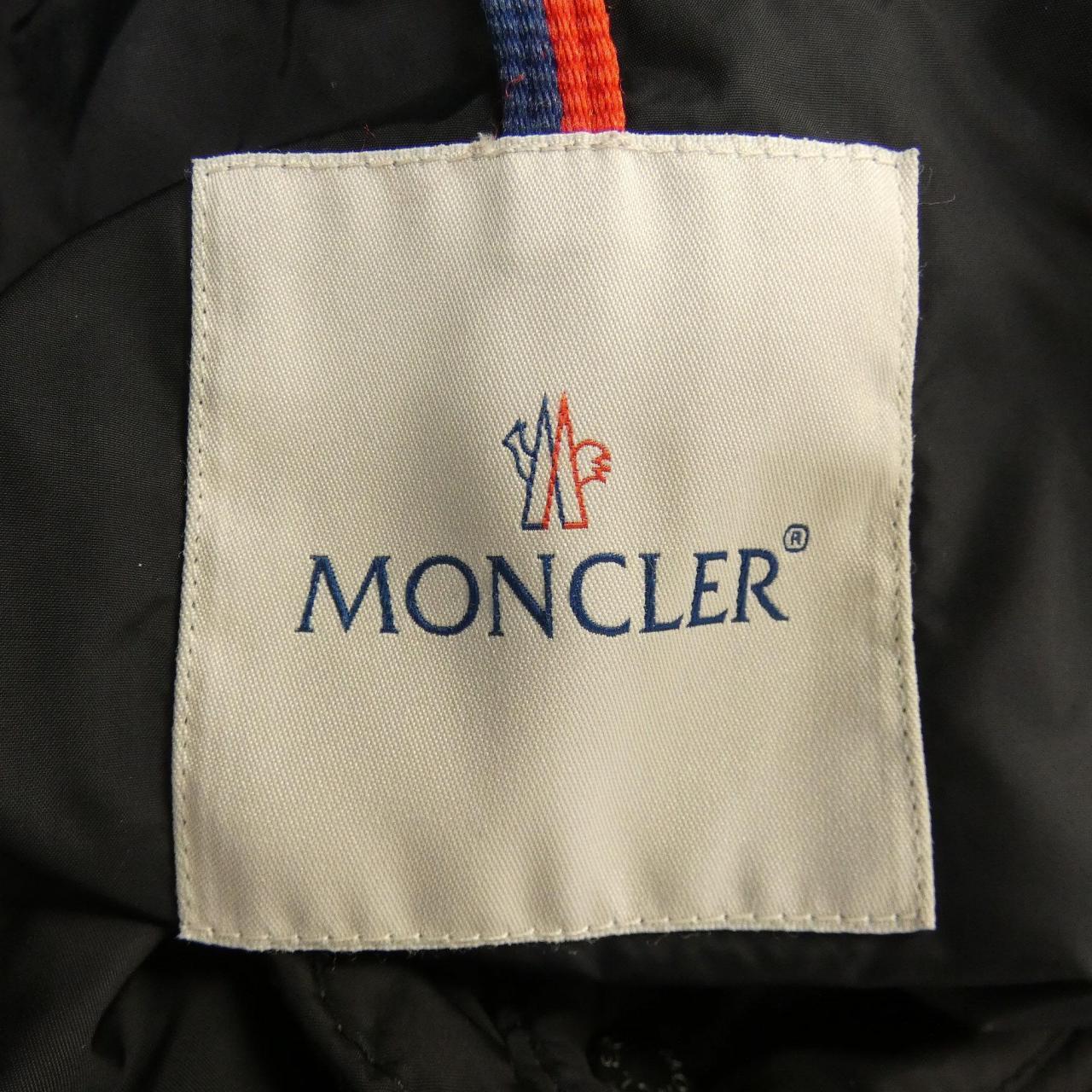 MONCLER SANGLIER down jacket