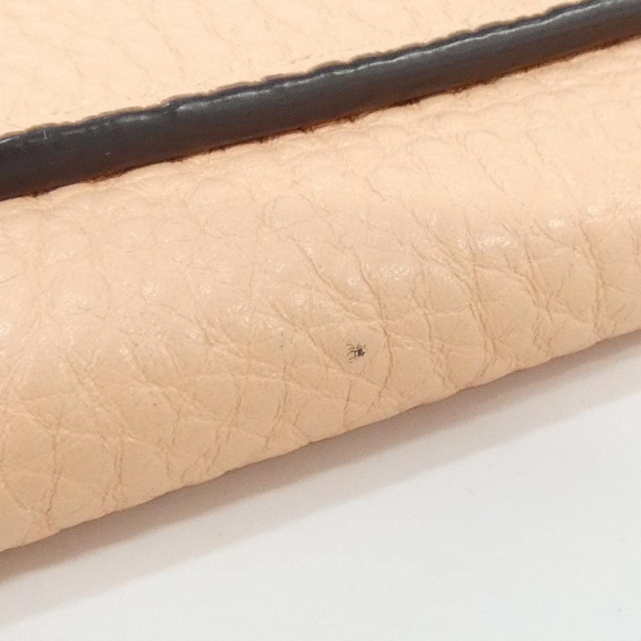 フェンディ ピーカブー 8M0427 A91B 財布