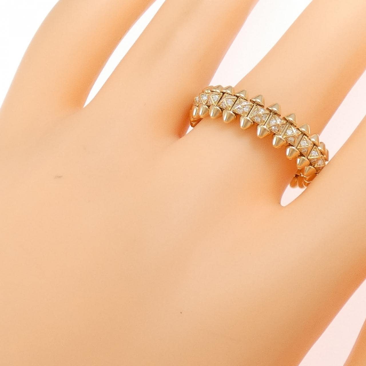 Cartier crash ring