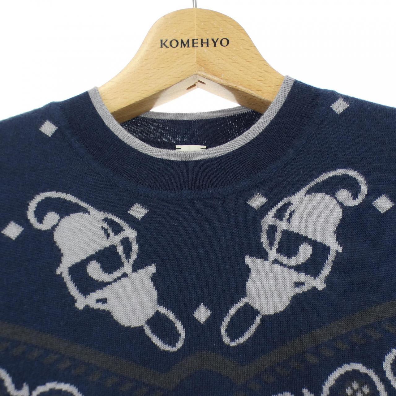 エルメス HERMES HARNAIS DE COUR 2H2622D8 ニット