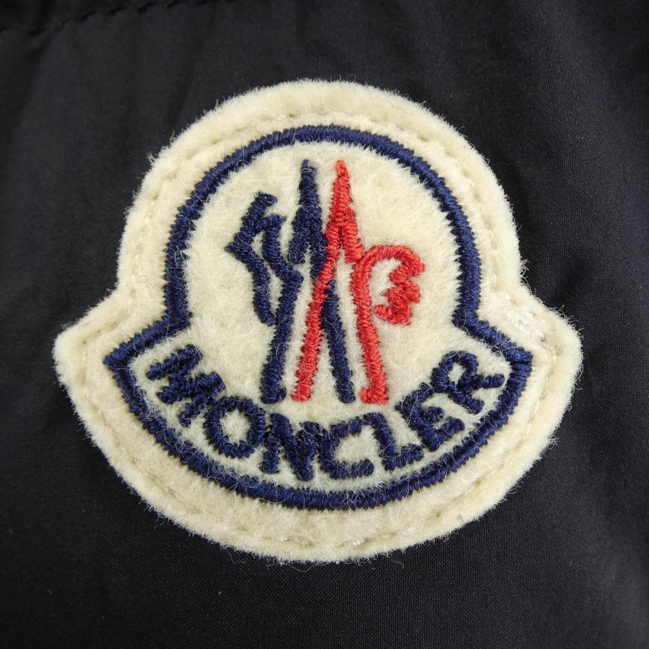 モンクレール MONCLER CLUNYE ダウンジャケット