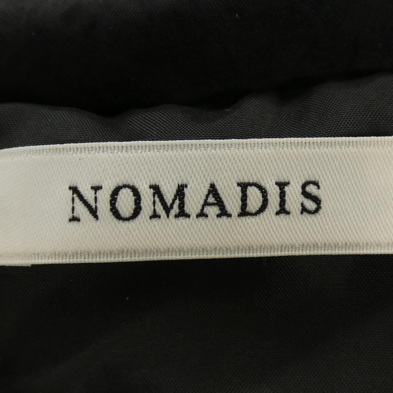 NOMADIS トップス